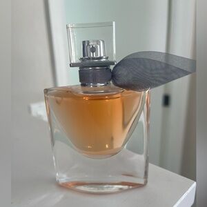 La vie est belle eau de parfum 1 oz